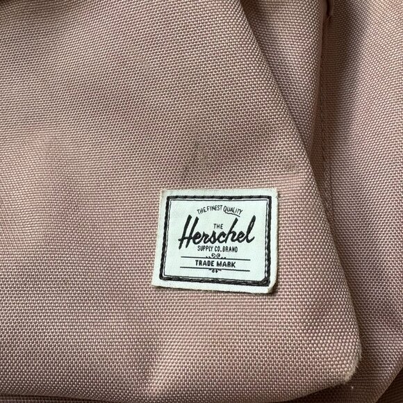 Herschel ash pink/dusty mauve backpack with red/white striped interior - Picture 6 of 6